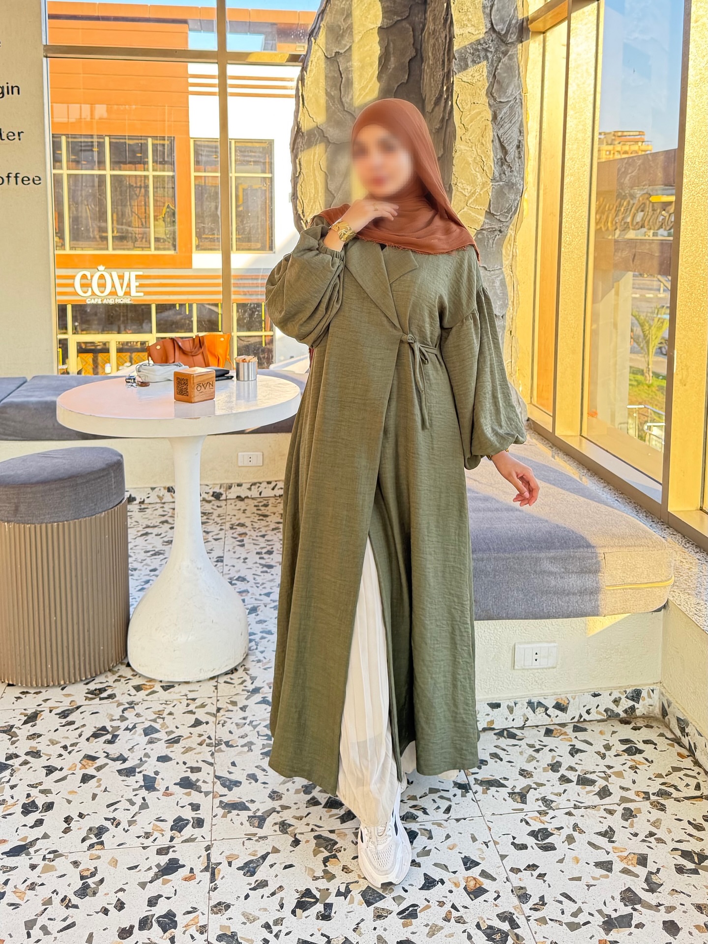 Olive ease -   military green (اخضر جيشي)